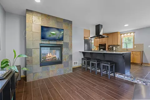Kitchen - 10101 Harrison Rd, Bloomington, MN 55437 photo 3 of 6