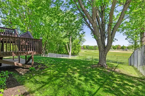 Exterior - 2123 Cliffview Dr, Eagan, MN 55122 photo 5 of 5