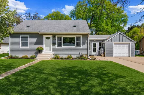 4936 Abbott Ave N, Brooklyn Center, MN 55429