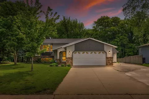 8320 Cooper Way, Inver Grove Heights, MN 55076