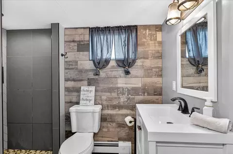 Bath - 6501 Westgate Blvd, Duluth, MN 55807 photo 4 of 4