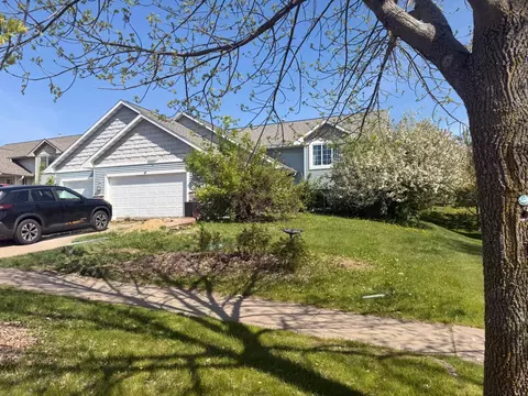 2711 Hilltop Ln, River Falls, WI 54022