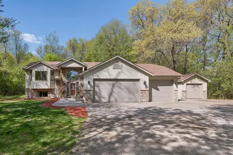 2519 280th Ct NE, Isanti, MN 55040