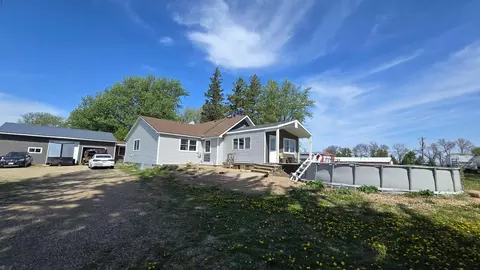 48696 Apple Ave #A, Lake Mills, IA 50450