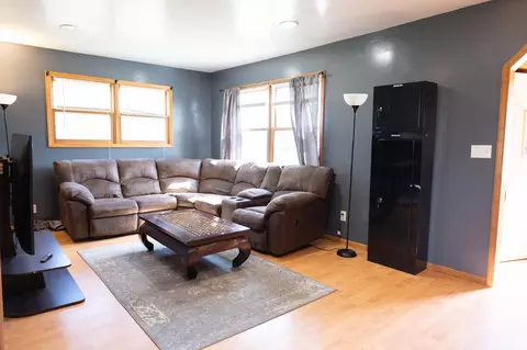 Living - 804 Redding Ave, Windom, MN 56101 photo 2 of 3