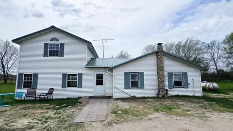 11154 County Road 71 NE, Nelson, MN 56355