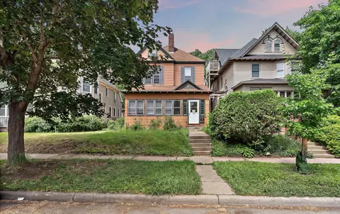 437 Wheeler St N, Saint Paul, MN 55104