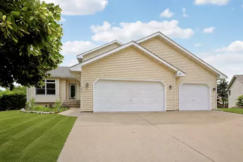 1448 Surrey Alcove, Woodbury, MN 55125