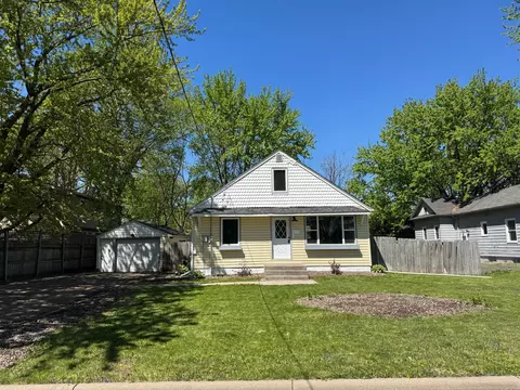 1647 Marsh Ave, Maple Plain, MN 55359