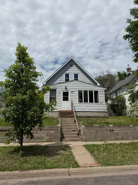 827 Lafond Ave, Saint Paul, MN 55104