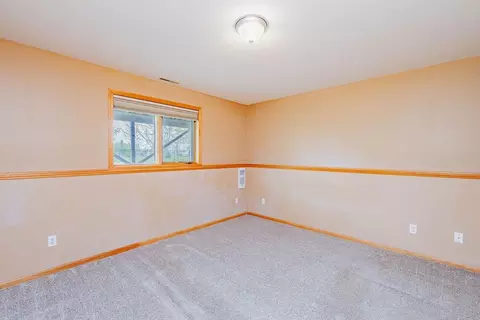 Bedroom - 3236 35th Ave S, Fargo, ND 58104 photo 4 of 4
