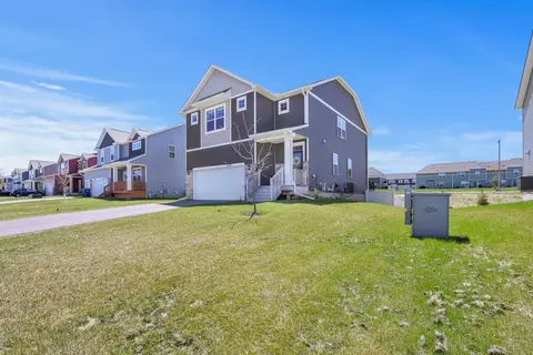 23261 Ashbury Dr, Rogers, MN 55374