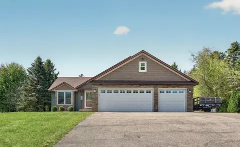 9325 Andrea Dr, Woodbury, MN 55125