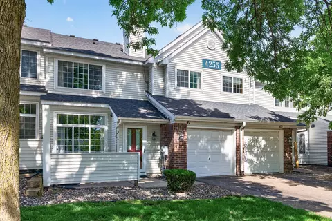 4255 Merrimac Ln N #41, Plymouth, MN 55446