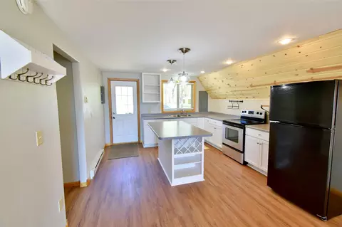 Kitchen - 12701 183rd St, Cold Spring, MN 56320 photo 2 of 5