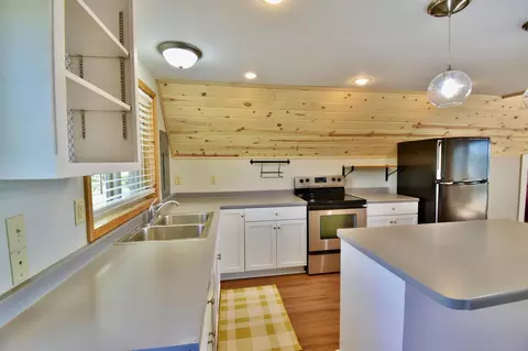 Kitchen - 12701 183rd St, Cold Spring, MN 56320 photo 3 of 5