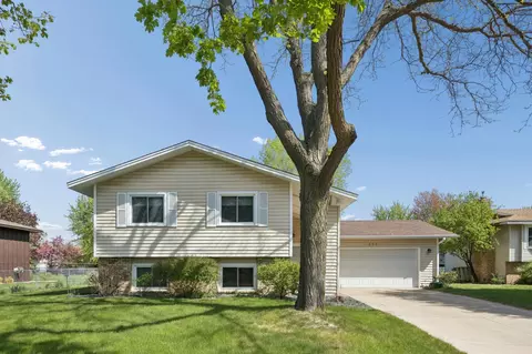 653 121st Ln NW, Coon Rapids, MN 55448
