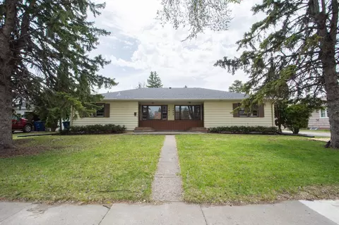 1409-1411 9th Ave S, Moorhead, MN 56560