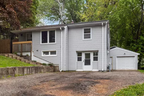5967 Hillcrest Rd, Mound, MN 55364