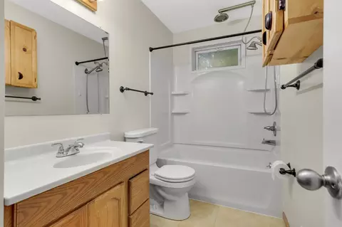 Bath - 5967 Hillcrest Rd, Mound, MN 55364 photo 1 of 1