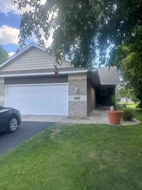 6005 Creekview Ln N, Brooklyn Park, MN 55443