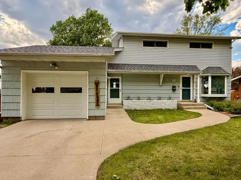 710 Bullis St, Kenyon, MN 55946