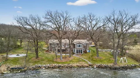 15494 Camp Winona Trl, Faribault, MN 55021