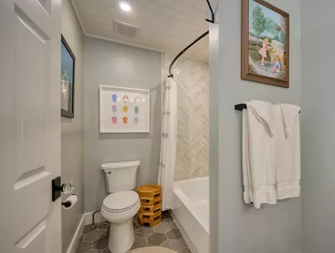 Bath - 4774 Oak Way, Eagan, MN 55122 photo 4 of 5