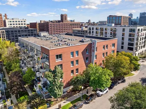 710 N 4th St #E213, Minneapolis, MN 55401
