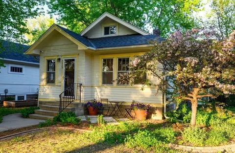 3339 44th Ave S, Minneapolis, MN 55406