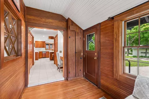 Entry Way - 5573 Bartlett Blvd, Mound, MN 55364 photo 1 of 2