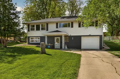 1954 15th Ave NW, Rochester, MN 55901
