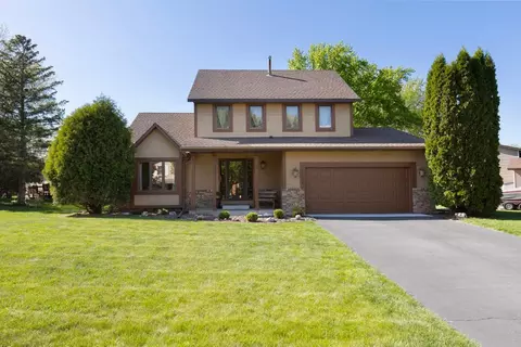 17880 Liv Ln, Eden Prairie, MN 55346