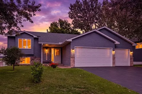 1180 Joes Lake Rd SE, Cambridge, MN 55008