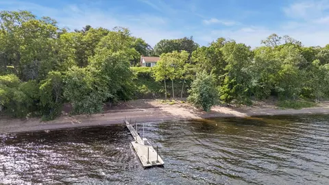 145 Lakeland Shores Rd N, Lakeland Shores, MN 55043
