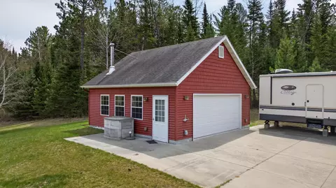 12240 Island Lake Dr, Park Rapids, MN 56470