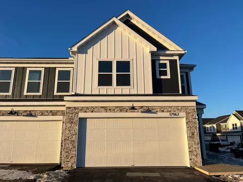 17970 Genoa Dr, Lakeville, MN 55044
