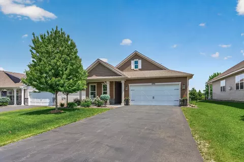 4795 Copper Cir, Woodbury, MN 55125