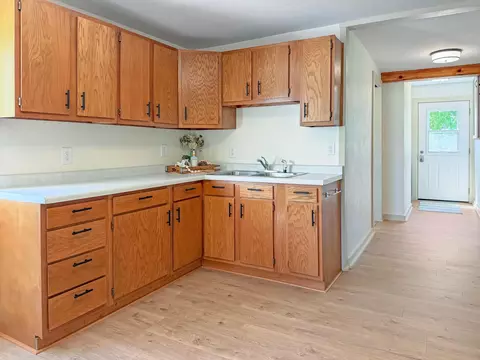 Entry Way - 641 Summit Ave, Balaton, MN 56115 photo 1 of 6