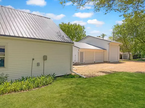 Exterior - 641 Summit Ave, Balaton, MN 56115 photo 4 of 8