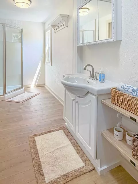 Bath - 641 Summit Ave, Balaton, MN 56115 photo 2 of 3