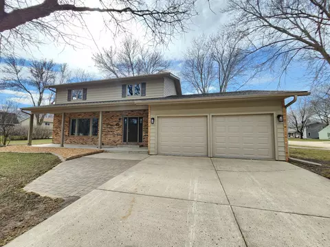 1260 Truman Ave, Owatonna, MN 55060
