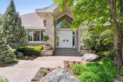 11626 Cedar Pass, Minnetonka, MN 55305