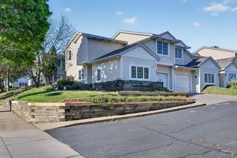 2023 Parkside Dr, Saint Paul, MN 55119