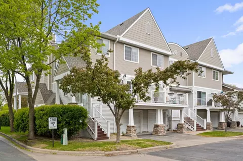7601 Garfield Ave #101, Richfield, MN 55423