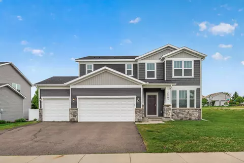 20503 Gunnison Dr, Lakeville, MN 55044