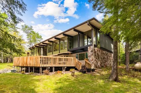 3815 Greysolon Rd, Duluth, MN 55804