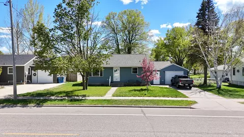 212 E Minnesota St, Saint Joseph, MN 56374