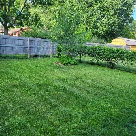 1821 28th St NW, Rochester, MN 55901