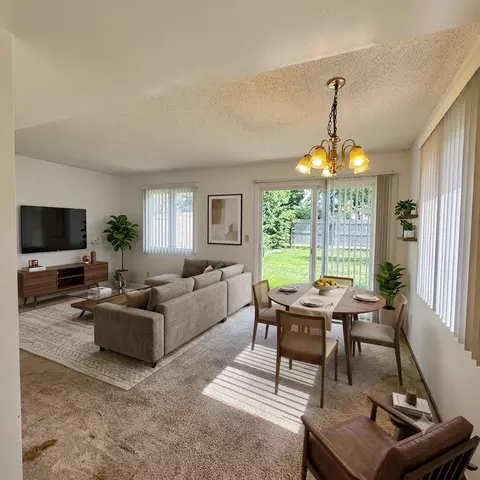1821 28th St NW, Rochester, MN 55901